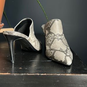 Dolce Vita heeled slides in snake print